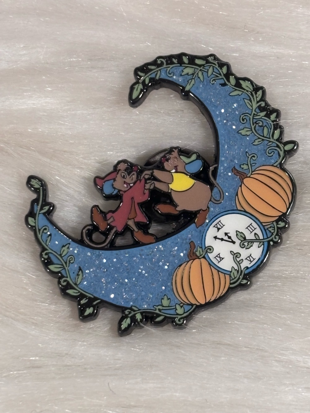 Loungefly Disney Sidekick Moon Mystery Pin Cinderella Gus and Jaq
